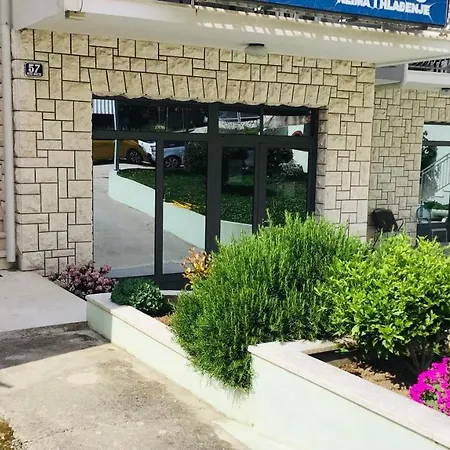 Apartmens And Madunic V Pensjonat Split