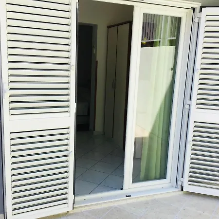 Pensjonat Apartmens And Madunic V 3*