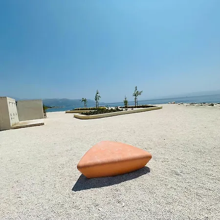 Apartmens And Madunic V Pensjonat 3*