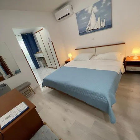 Apartmens And Madunic V Pensjonat 3*